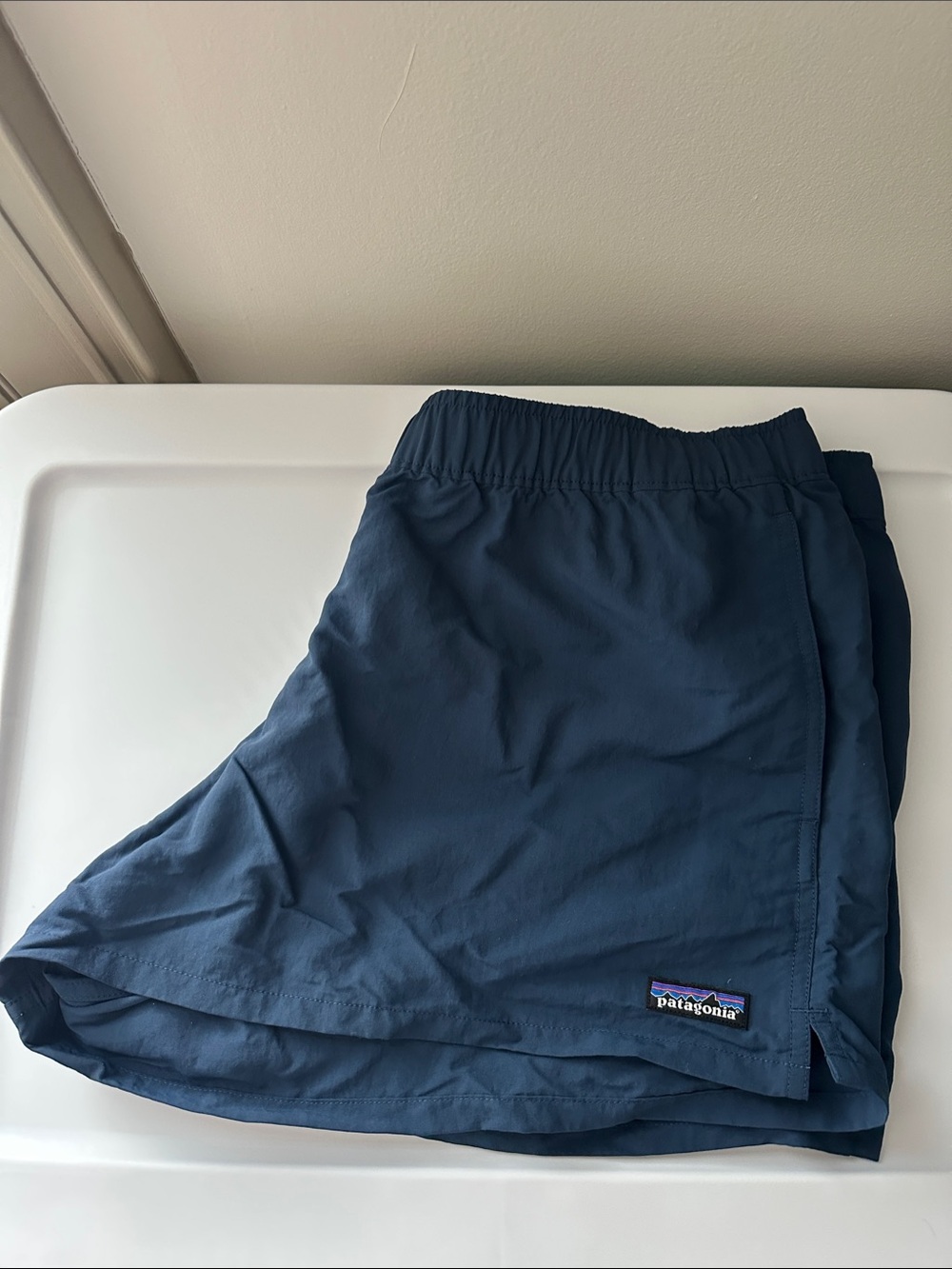 Patagonia Women's Dark Navy Barely Baggies 2.5 in size L